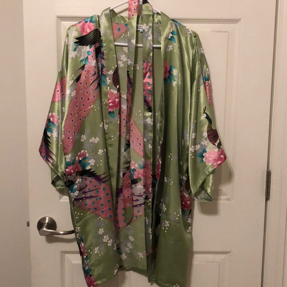 Pea Green and Pink Kimono Top